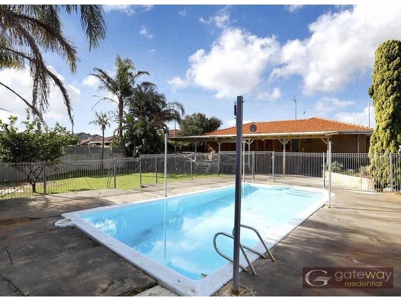 45 Hamilton Road, Hamilton Hill WA 6163