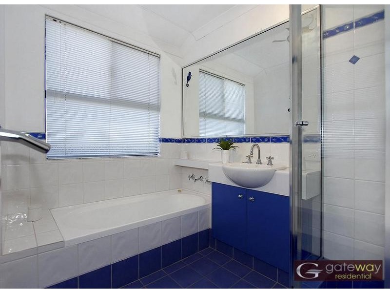 16 Ashendon Boulevard, Hammond Park WA 6164