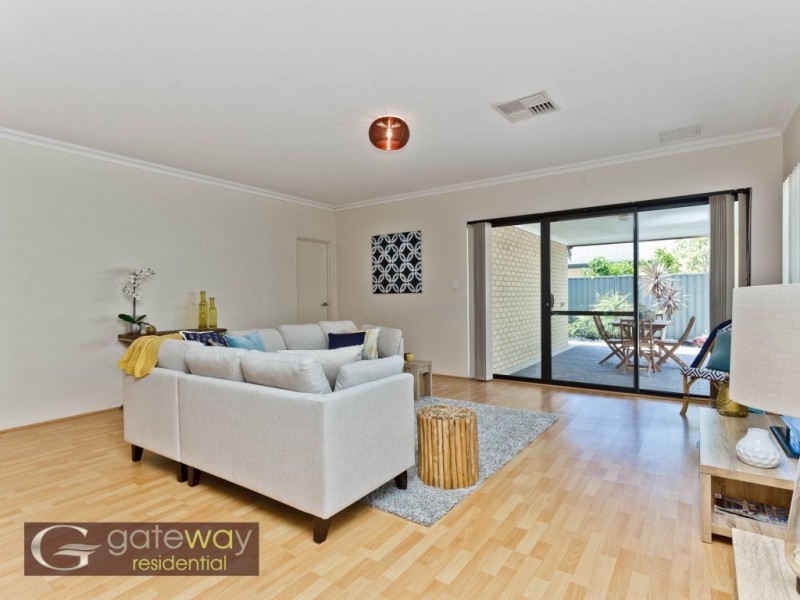 42 Whittaker Turn, Piara Waters WA 6112