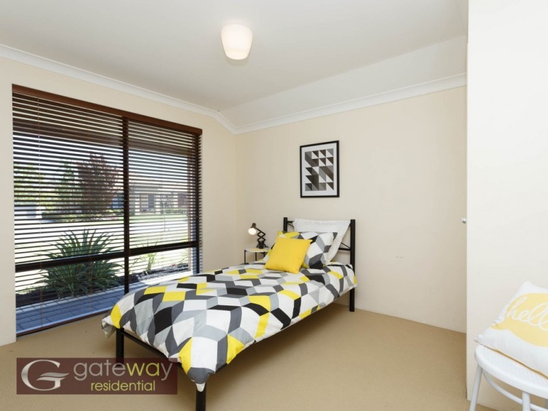 42 Whittaker Turn, Piara Waters WA 6112