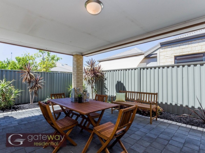42 Whittaker Turn, Piara Waters WA 6112