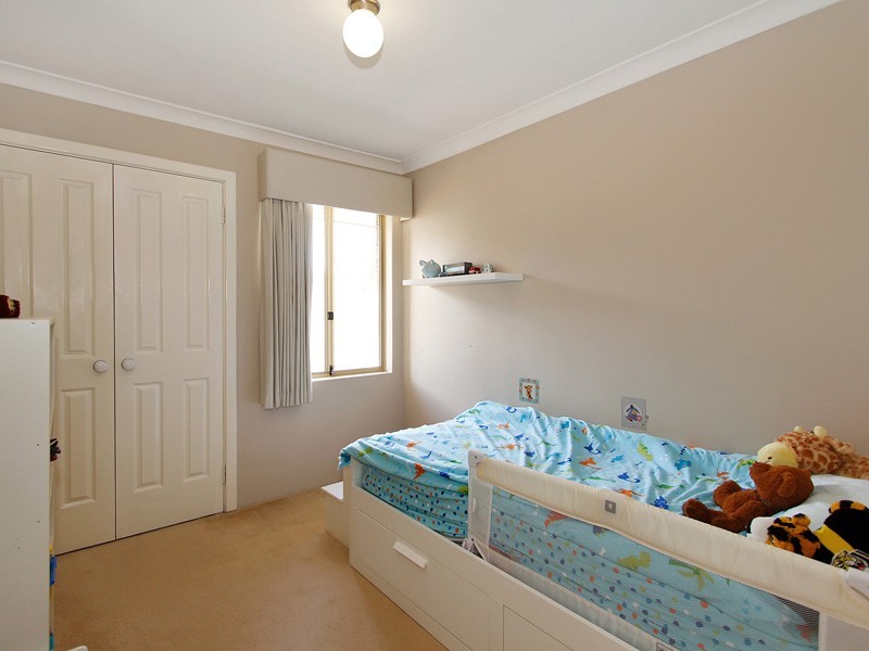 56 Glenbawn Drive, South Lake WA 6164