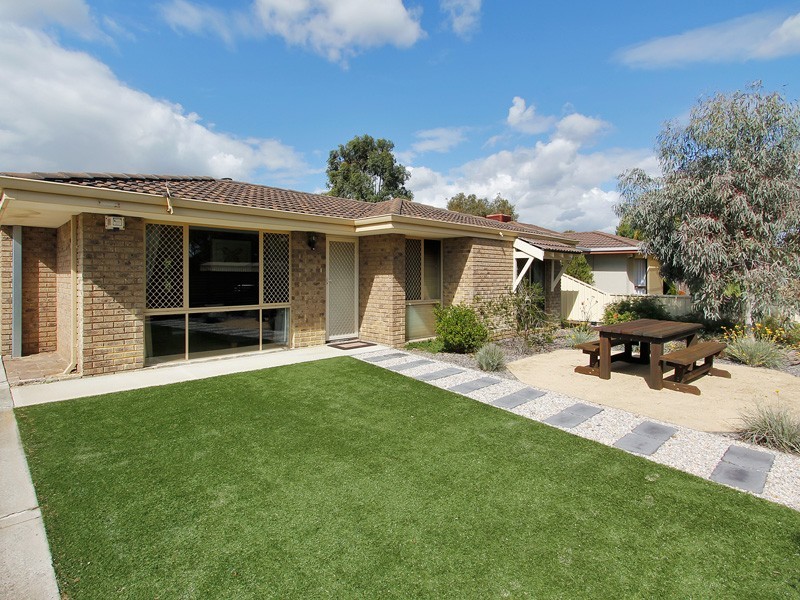 56 Glenbawn Drive, South Lake WA 6164