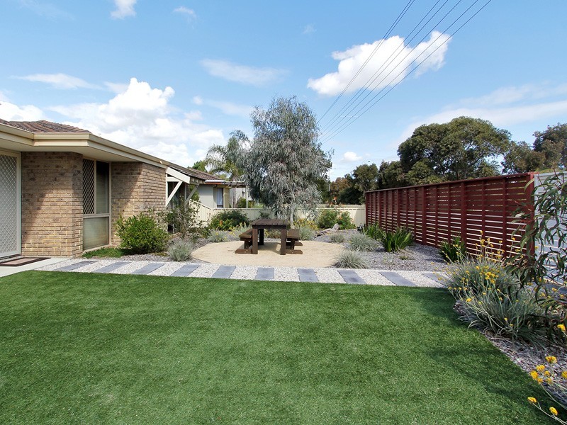 56 Glenbawn Drive, South Lake WA 6164