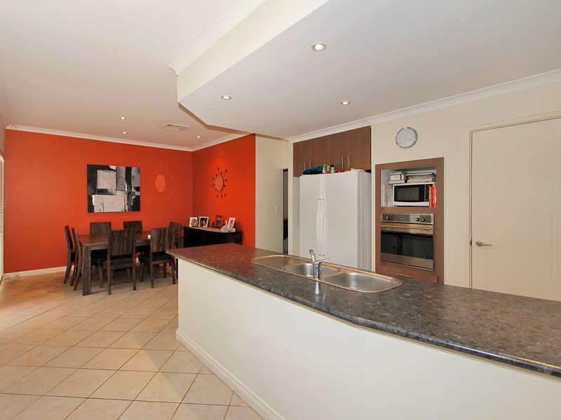 12 Berry Way, Bertram WA 6167