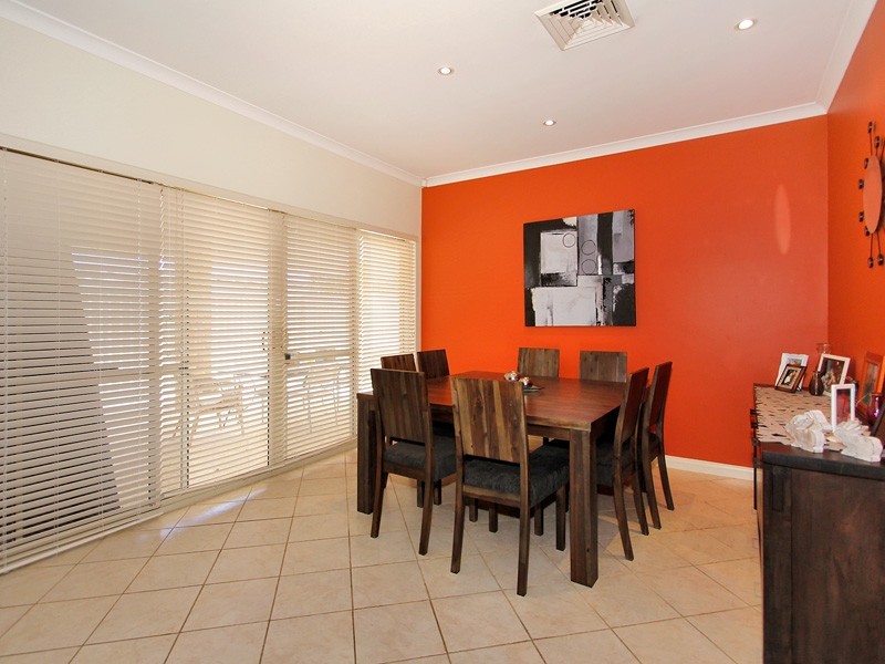 12 Berry Way, Bertram WA 6167