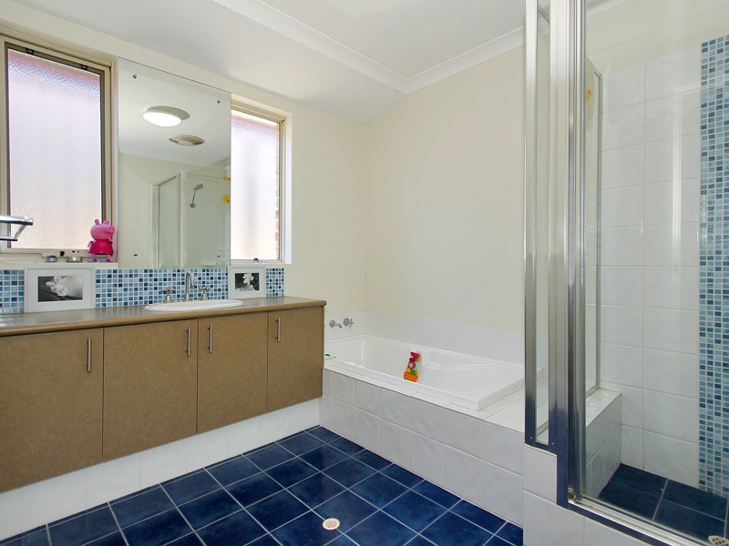 12 Berry Way, Bertram WA 6167