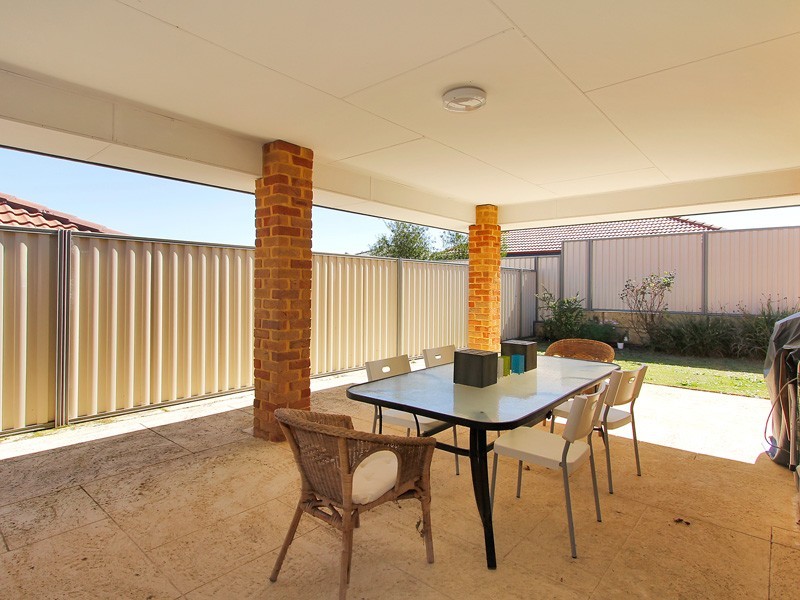 12 Berry Way, Bertram WA 6167