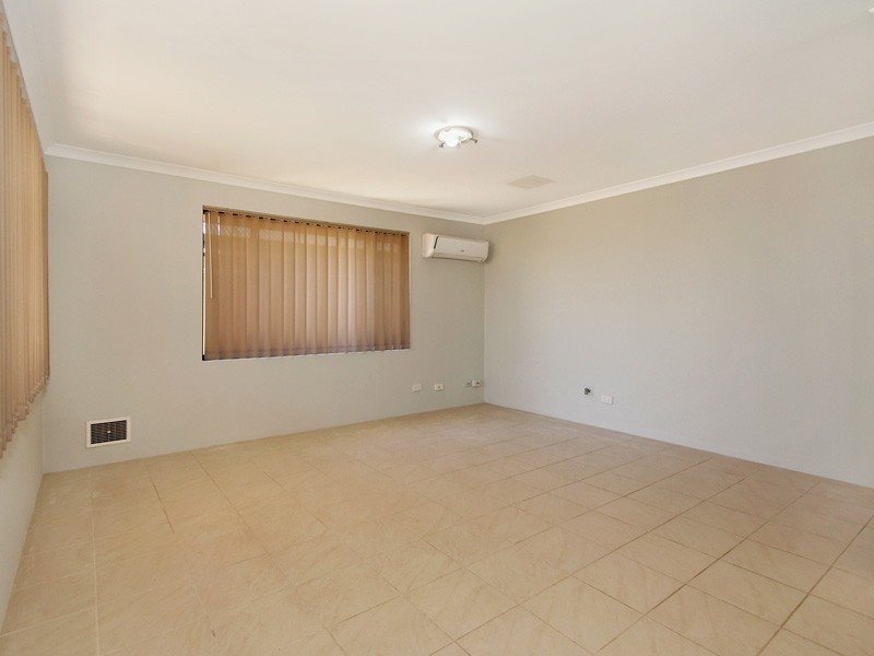 7/31 Barfield Road, Hammond Park WA 6164