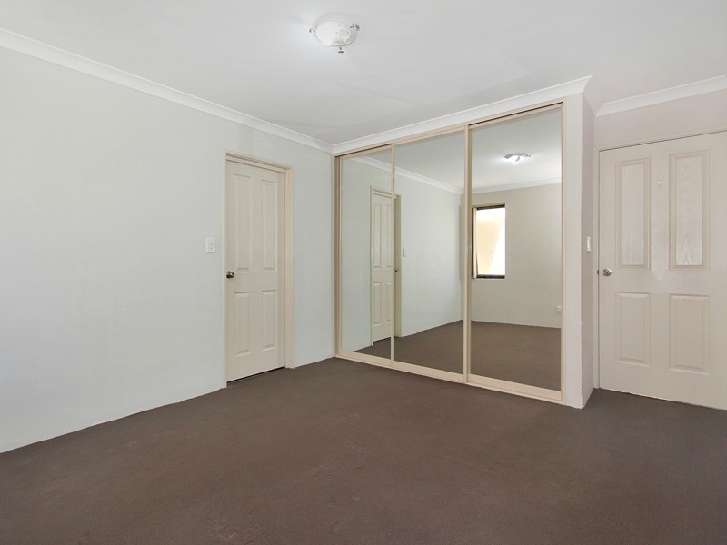 7/31 Barfield Road, Hammond Park WA 6164