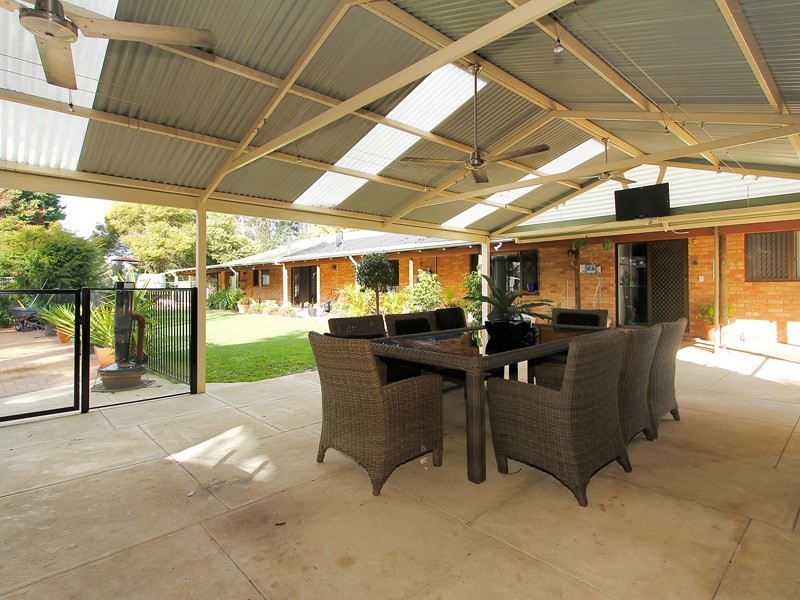 7 Lakes Way, Jandakot WA 6164