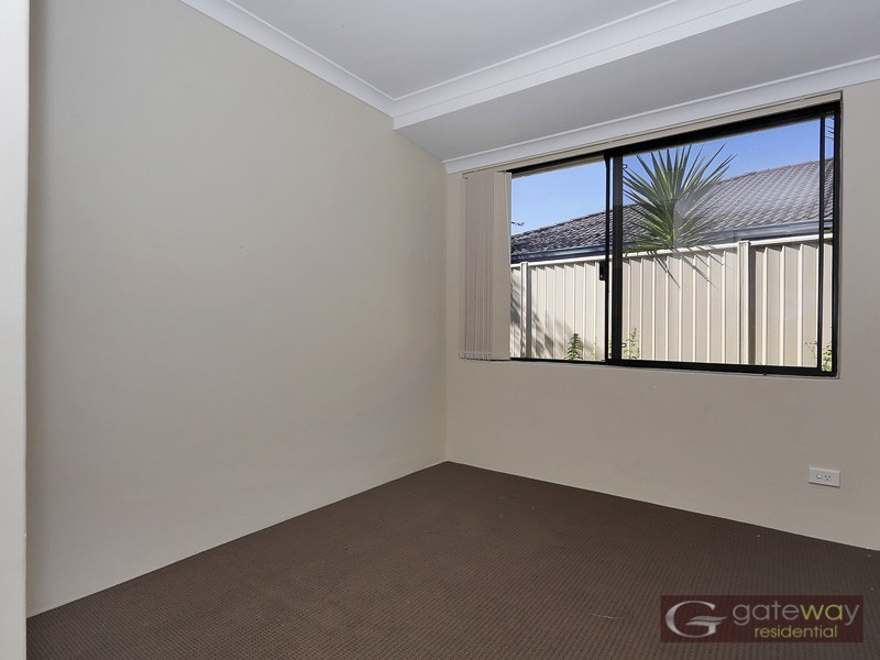 21 Jonquil Loop, Seville Grove WA 6112