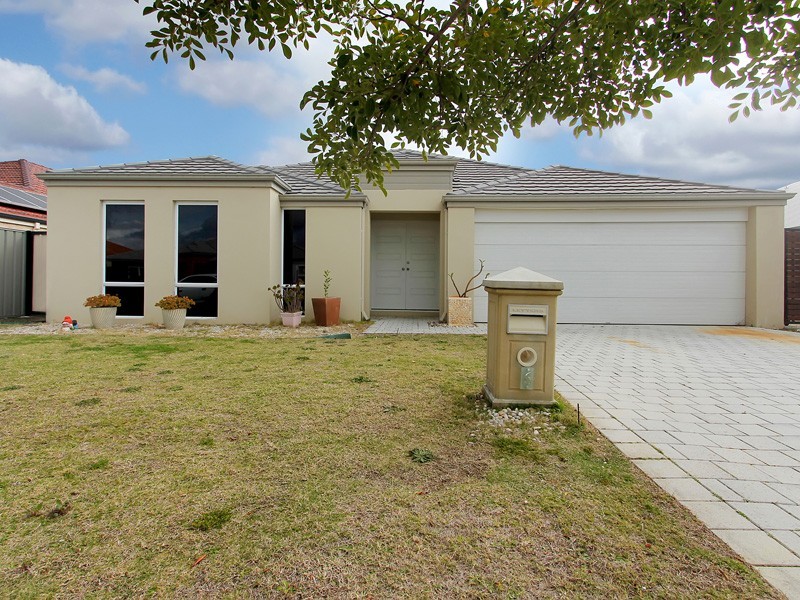 6 Seville Way, Aubin Grove WA 6164