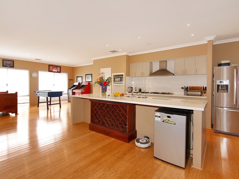 21 Kesiya Turn, Aubin Grove WA 6164