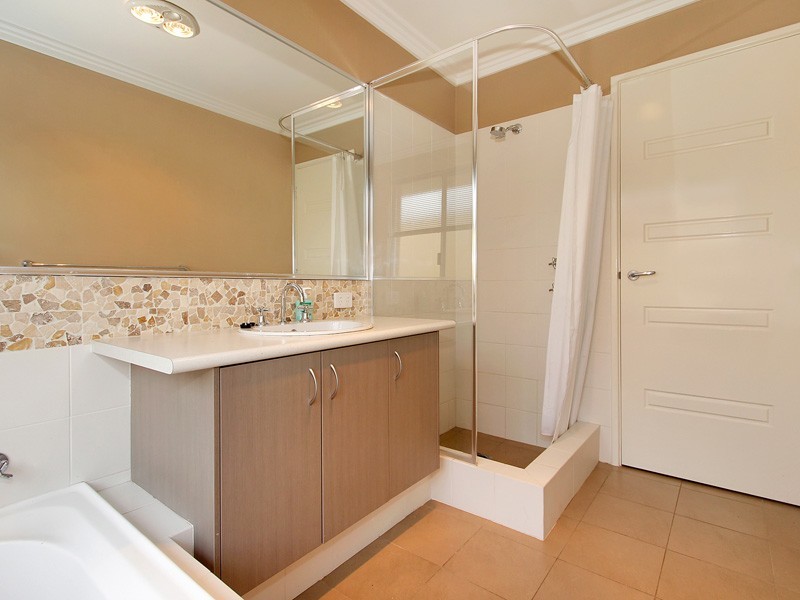 21 Kesiya Turn, Aubin Grove WA 6164