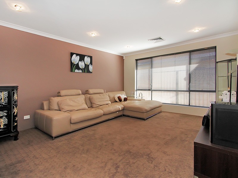 3 Balboa Loop, Aubin Grove WA 6164