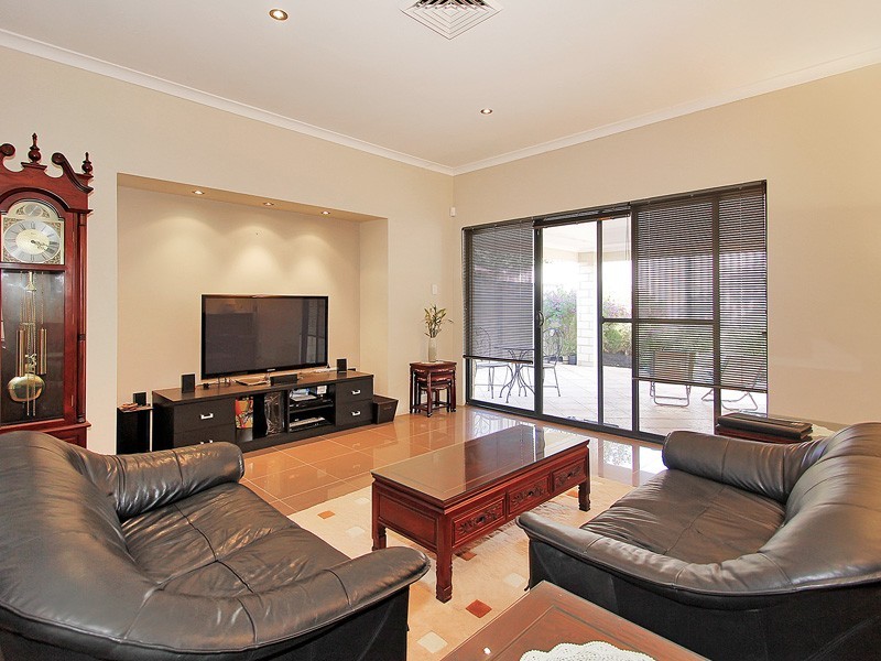 3 Balboa Loop, Aubin Grove WA 6164