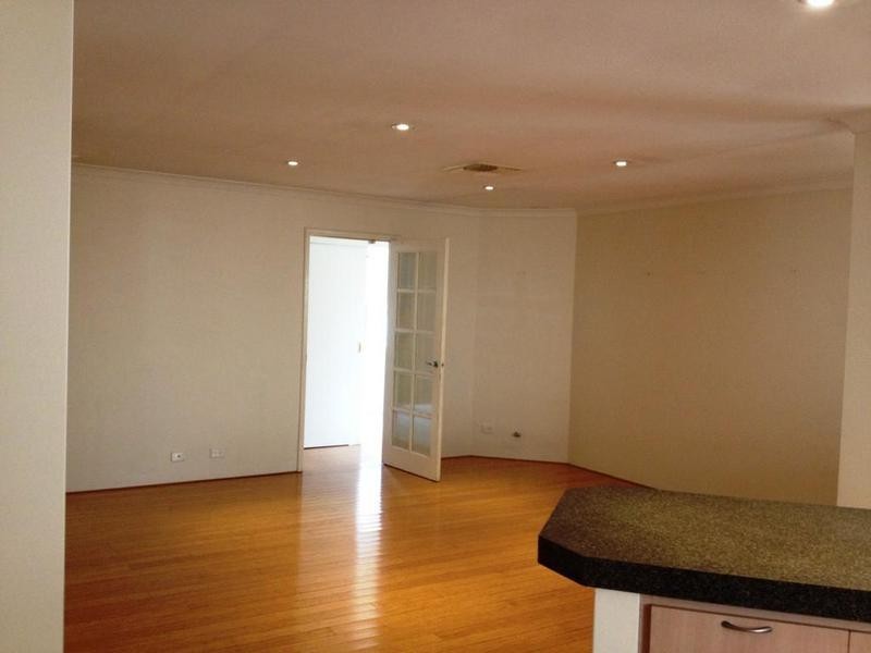 5 Strathcona Rise, Bibra Lake WA 6163