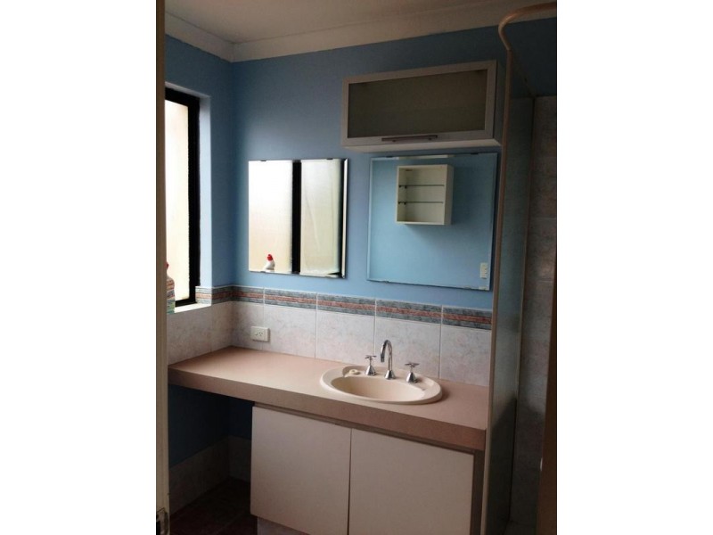 5 Strathcona Rise, Bibra Lake WA 6163