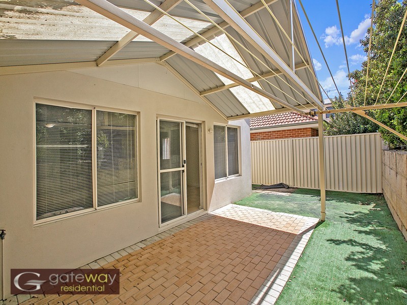 2 Stam Lane, Bicton WA 6157