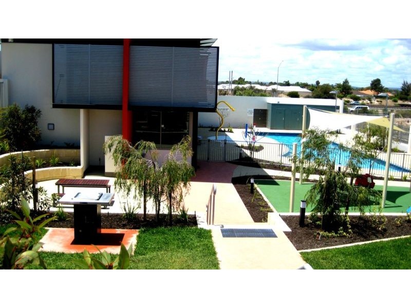 34/6 Ibera Way, Success WA 6164