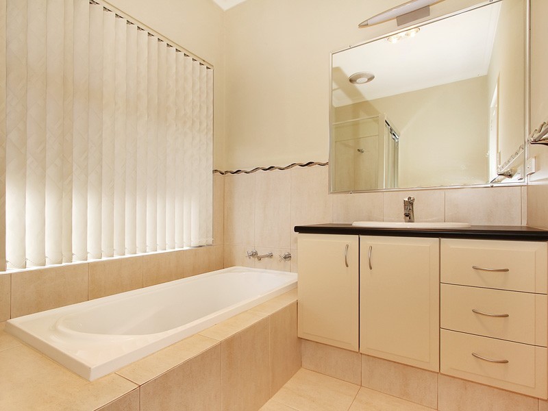 28 Glen Iris Drive, Jandakot WA 6164