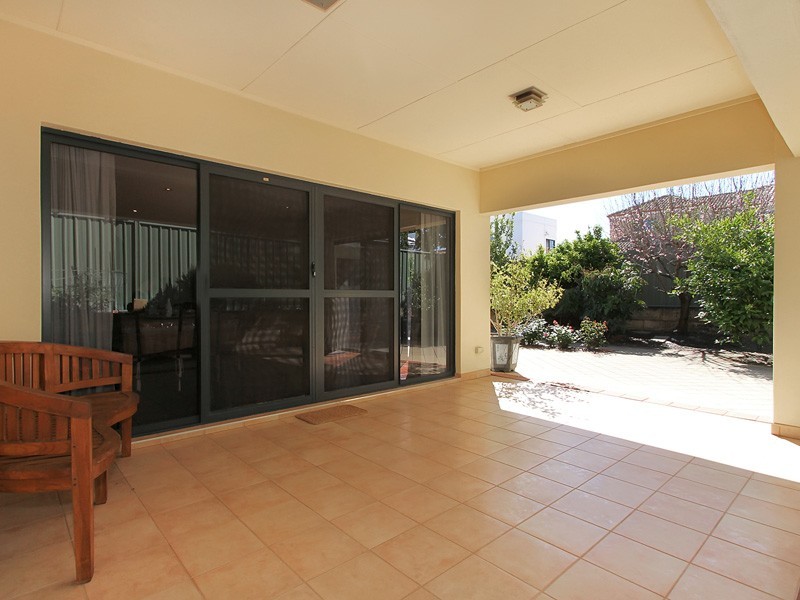 28 Glen Iris Drive, Jandakot WA 6164