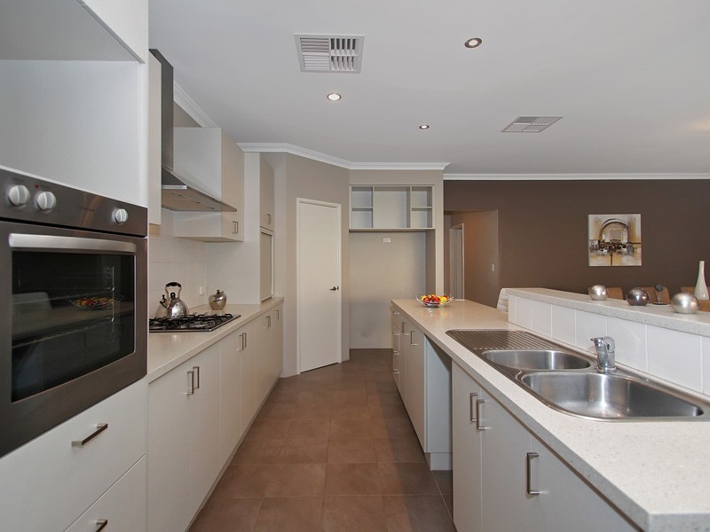 15 Shelduck Pass, Beeliar WA 6164