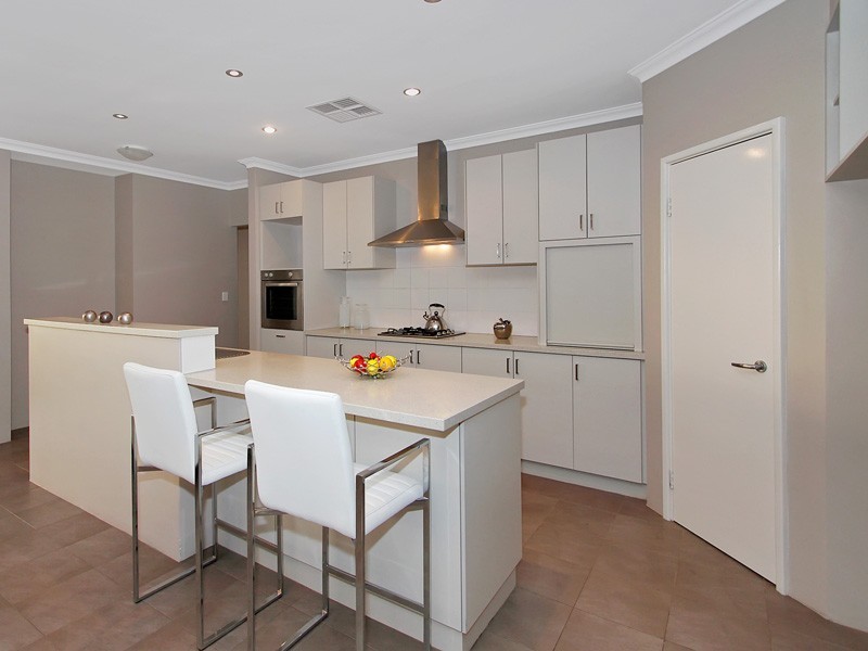 15 Shelduck Pass, Beeliar WA 6164