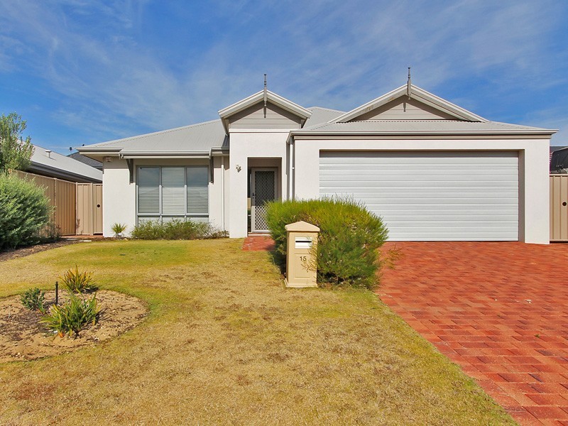 15 Shelduck Pass, Beeliar WA 6164