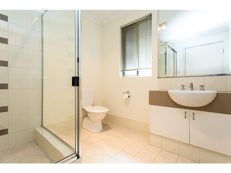 21 Yarra Promenade, Hammond Park WA 6164