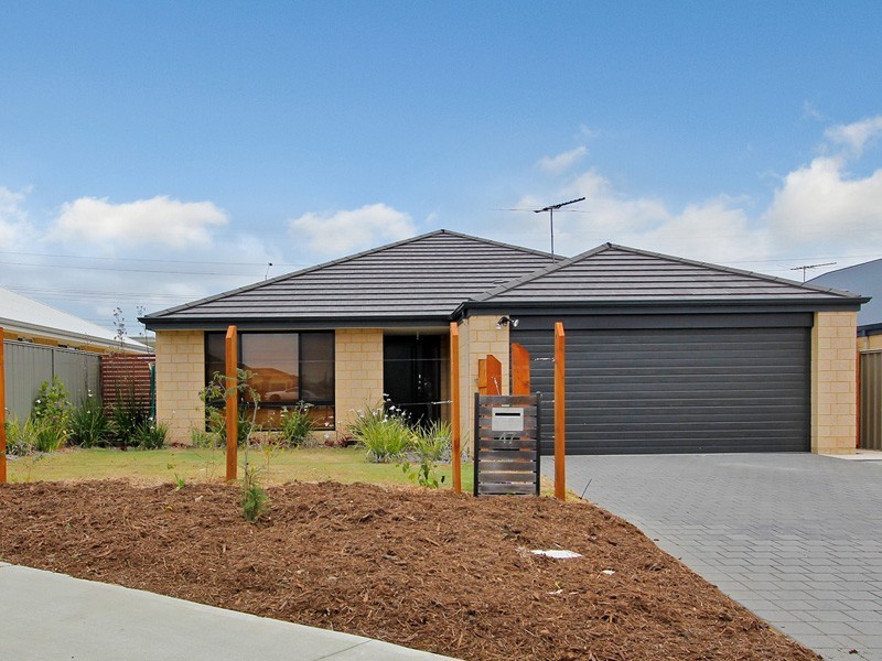 47 Bologna Gardens, Aubin Grove WA 6164