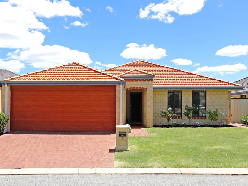 9 Domain Circle, Success WA 6164
