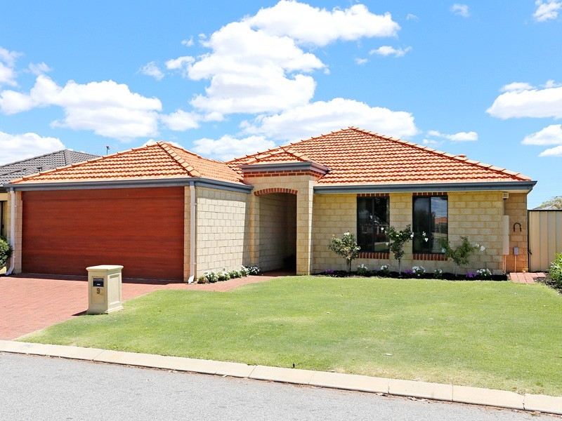 9 Domain Circle, Success WA 6164
