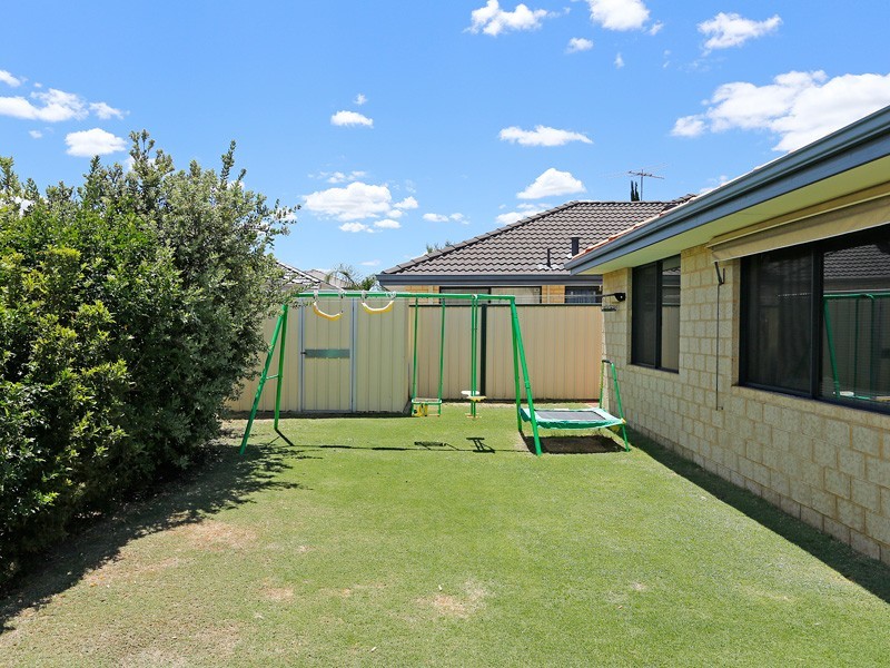 9 Domain Circle, Success WA 6164