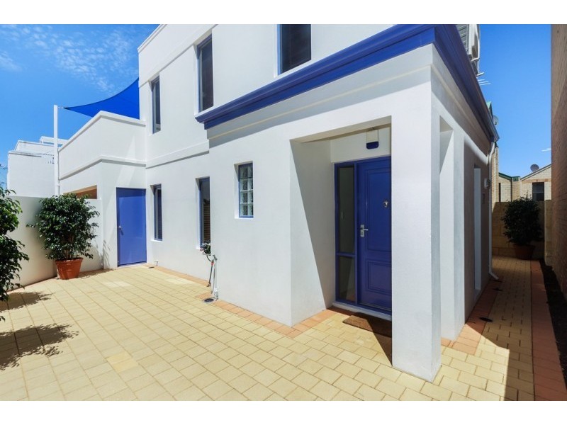 4/12 Boyd Crescent, Hamilton Hill WA 6163