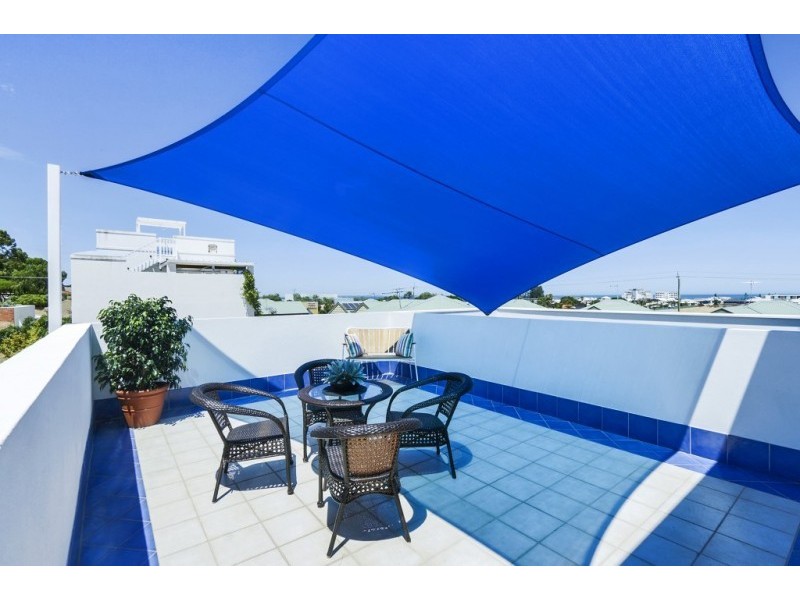 4/12 Boyd Crescent, Hamilton Hill WA 6163