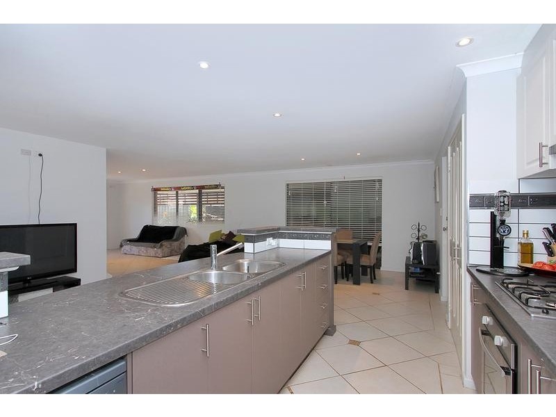 40 Seville Way, Aubin Grove WA 6164