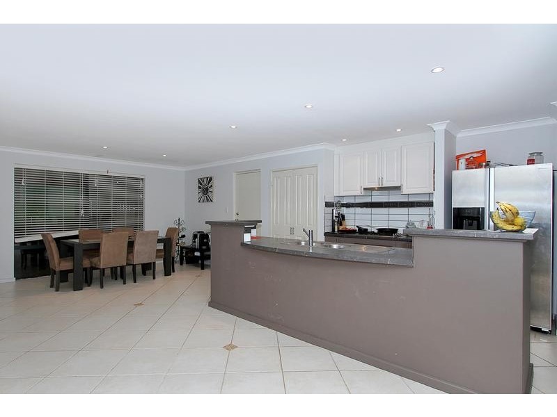 40 Seville Way, Aubin Grove WA 6164