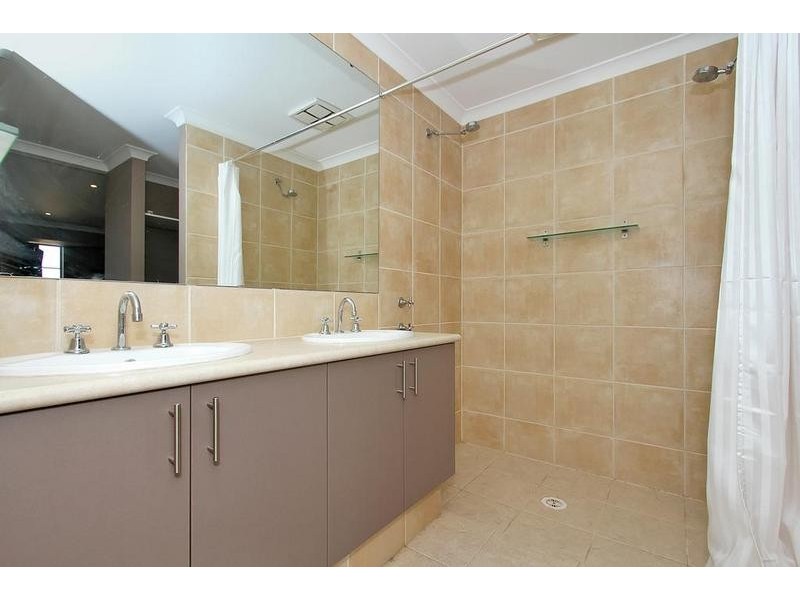 40 Seville Way, Aubin Grove WA 6164