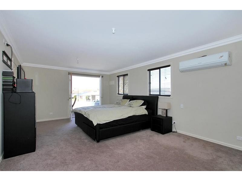 40 Seville Way, Aubin Grove WA 6164