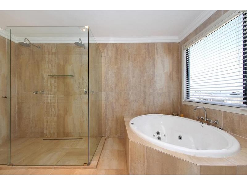 40 Seville Way, Aubin Grove WA 6164