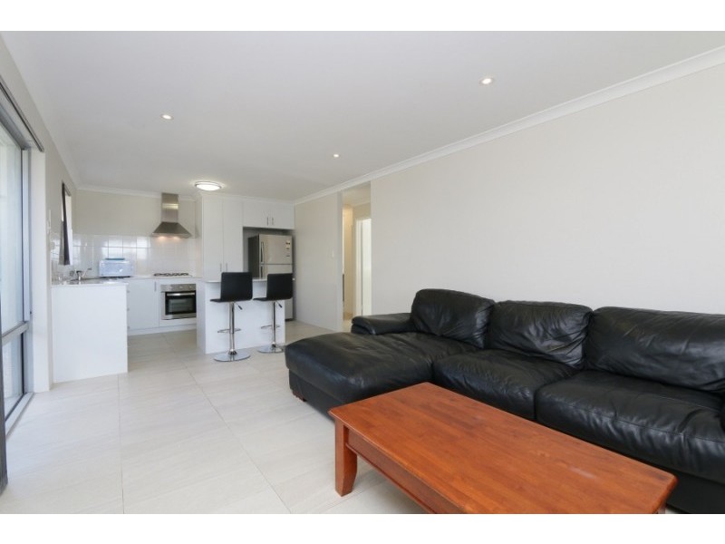 19/26 Charnley Bend, Success WA 6164