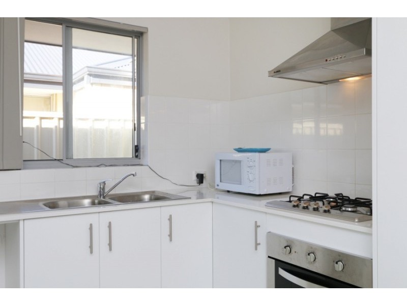 19/26 Charnley Bend, Success WA 6164