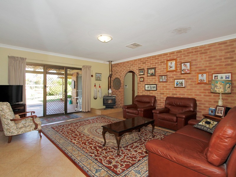 23 Glendale Crescent, Jandakot WA 6164