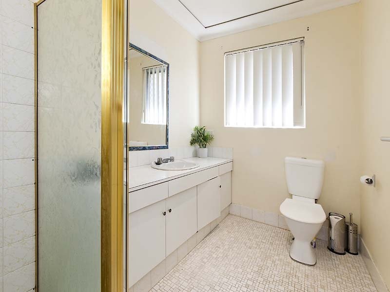 40 Davies Crescent, Kardinya WA 6163