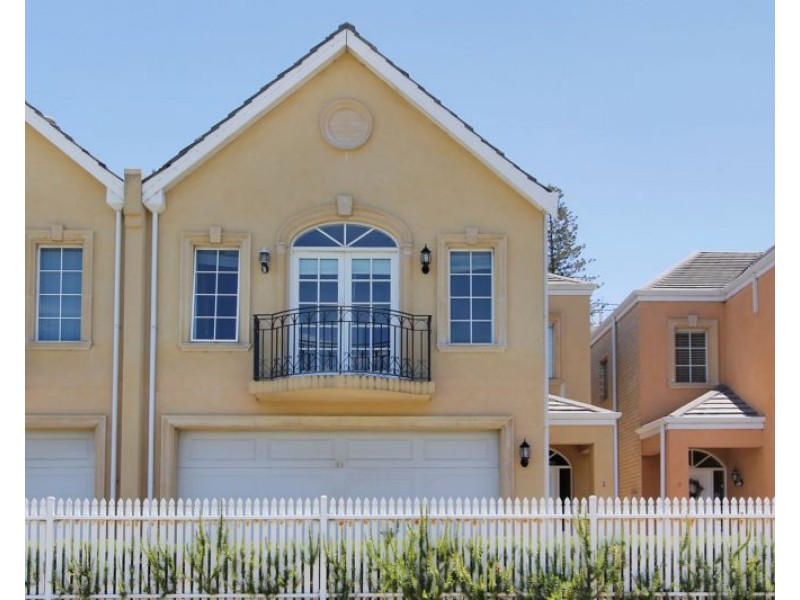 2/10 Hurstford Close, Peppermint Grove WA 6011