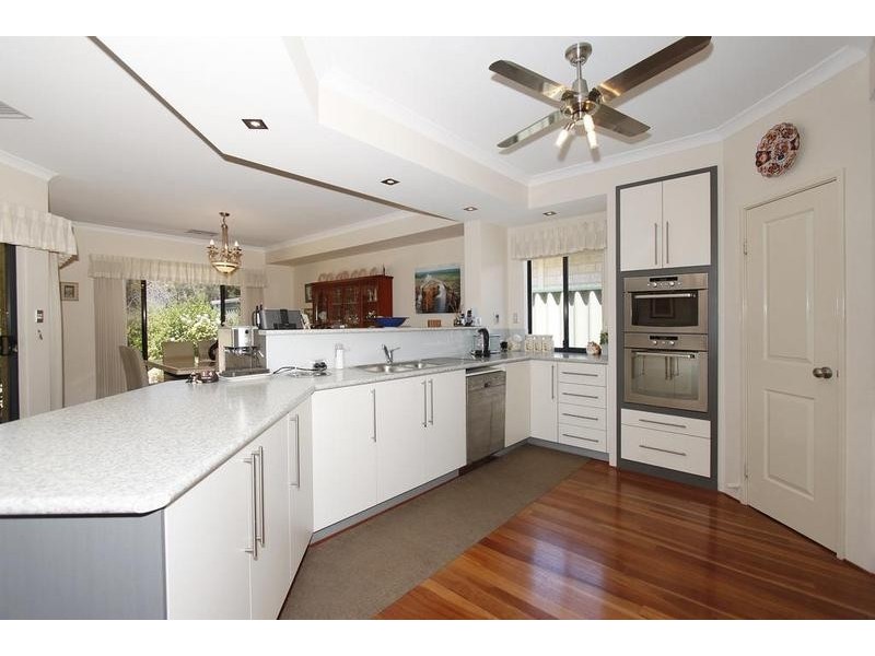 12 Cape Range Crescent, Aubin Grove WA 6164