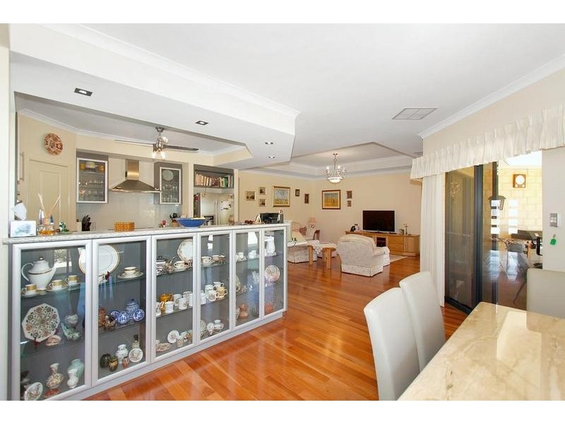 12 Cape Range Crescent, Aubin Grove WA 6164