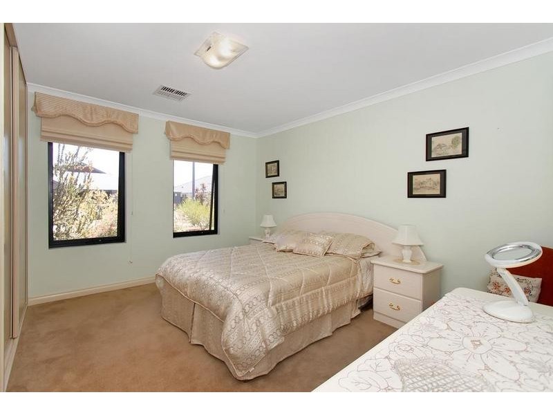 12 Cape Range Crescent, Aubin Grove WA 6164